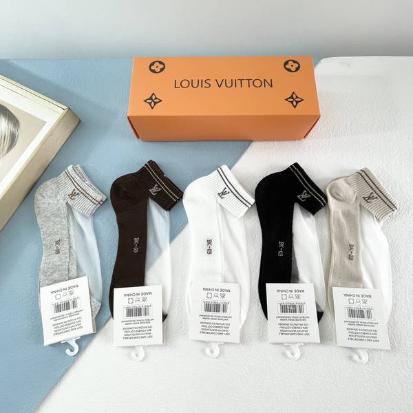 Louis Vuitton Socks LVO00006
